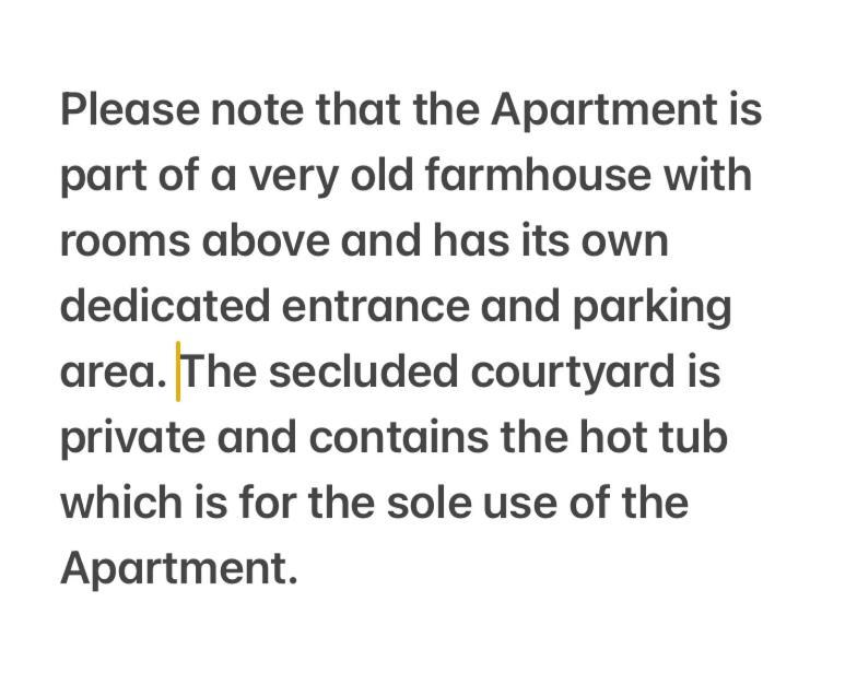 Bryntirion Farmhouse Apartment With Hot Tub Llanfair Caereinion Exterior foto